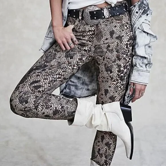 Free People Womens Raw High Rise Snake Print Jeggings Size 29 - Picture 4 of 12